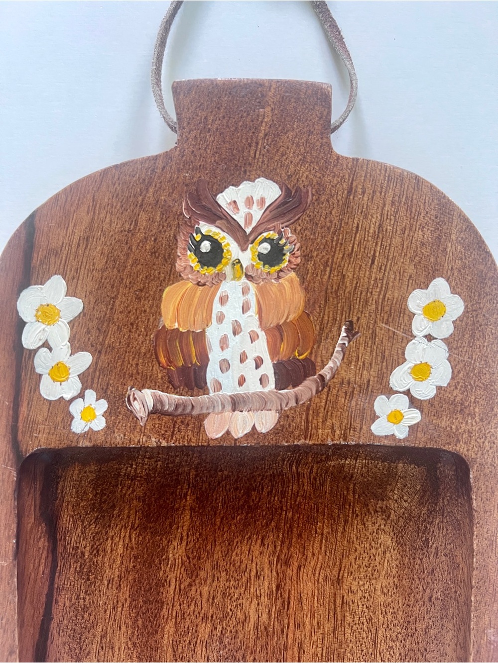 Vintage 70s Hand-Painted Owl Wood Hanging Platter Cheese Tray MCM Wall Art - Picture 2 of 3